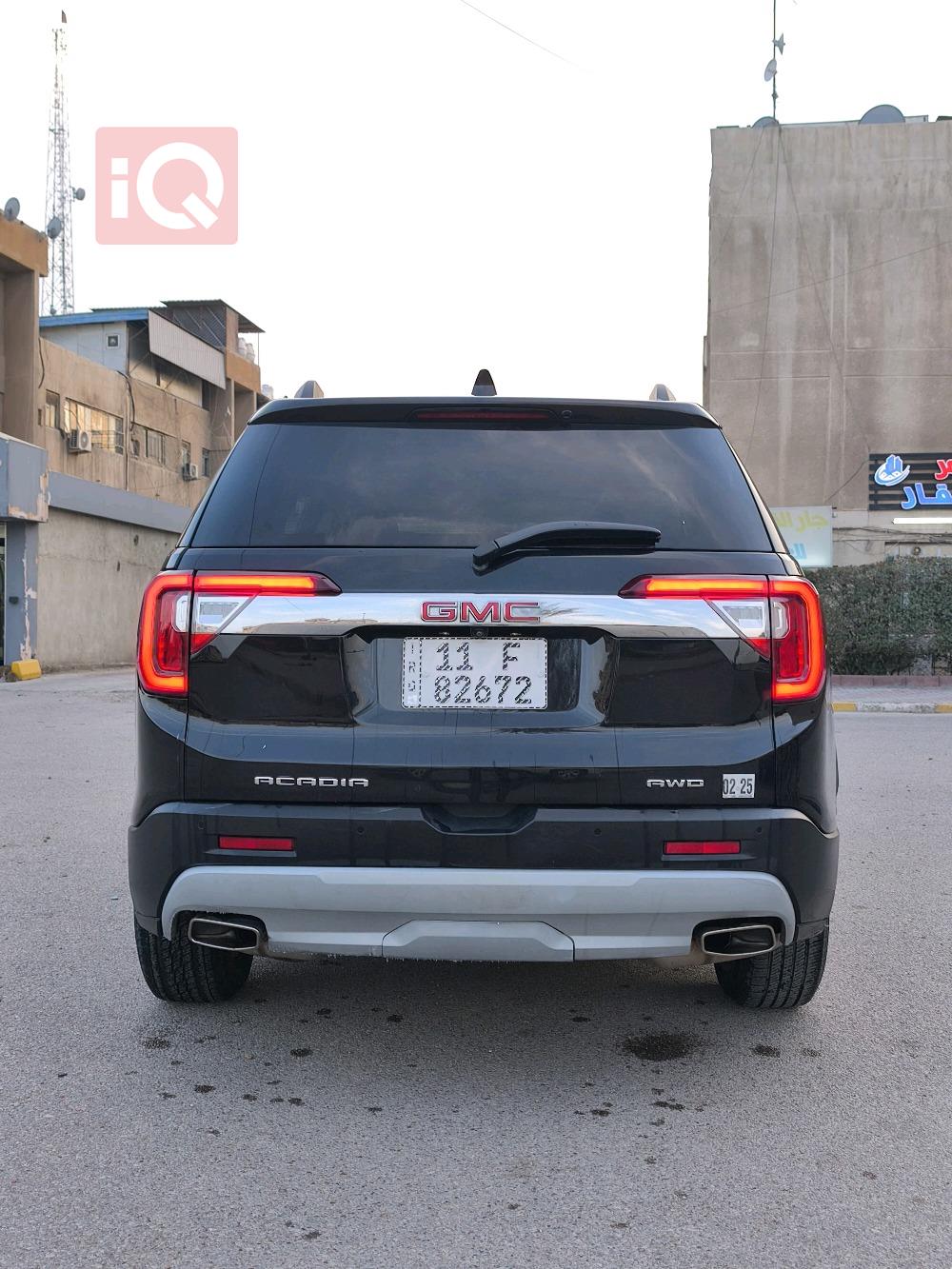 جي ام سي اكاديا